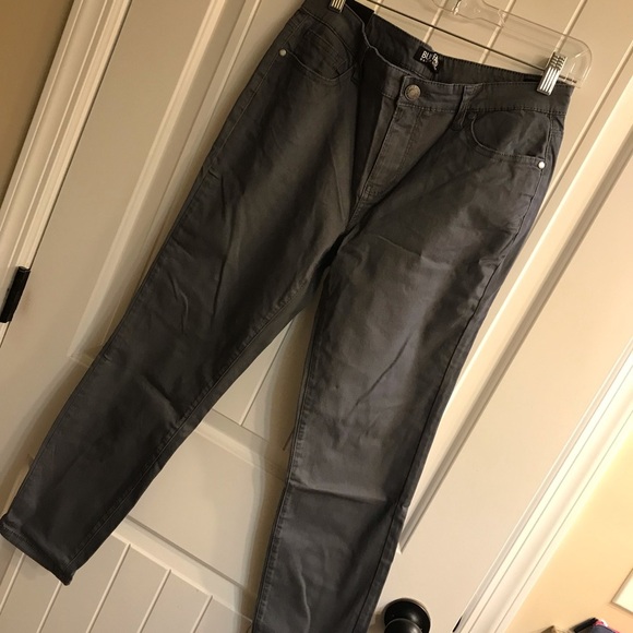 🦬BUFFALO Jeans - Picture 4 of 8